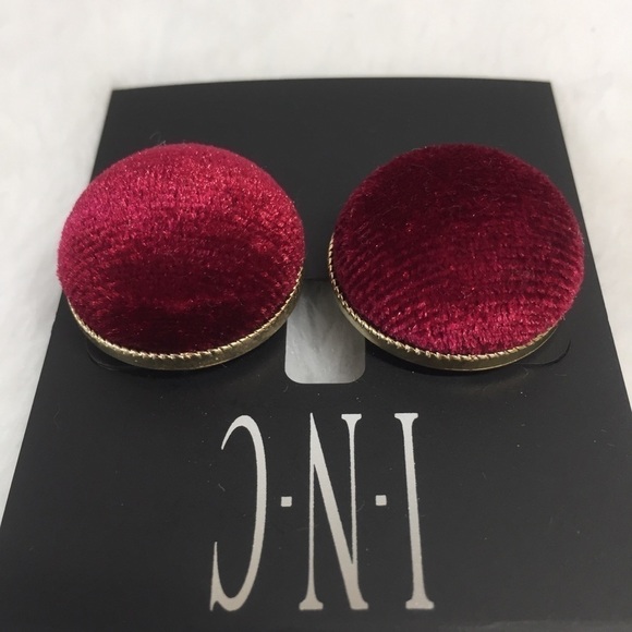 INC Gold-Tone Velvet Button Stud Earring Burgundy - Picture 10 of 16